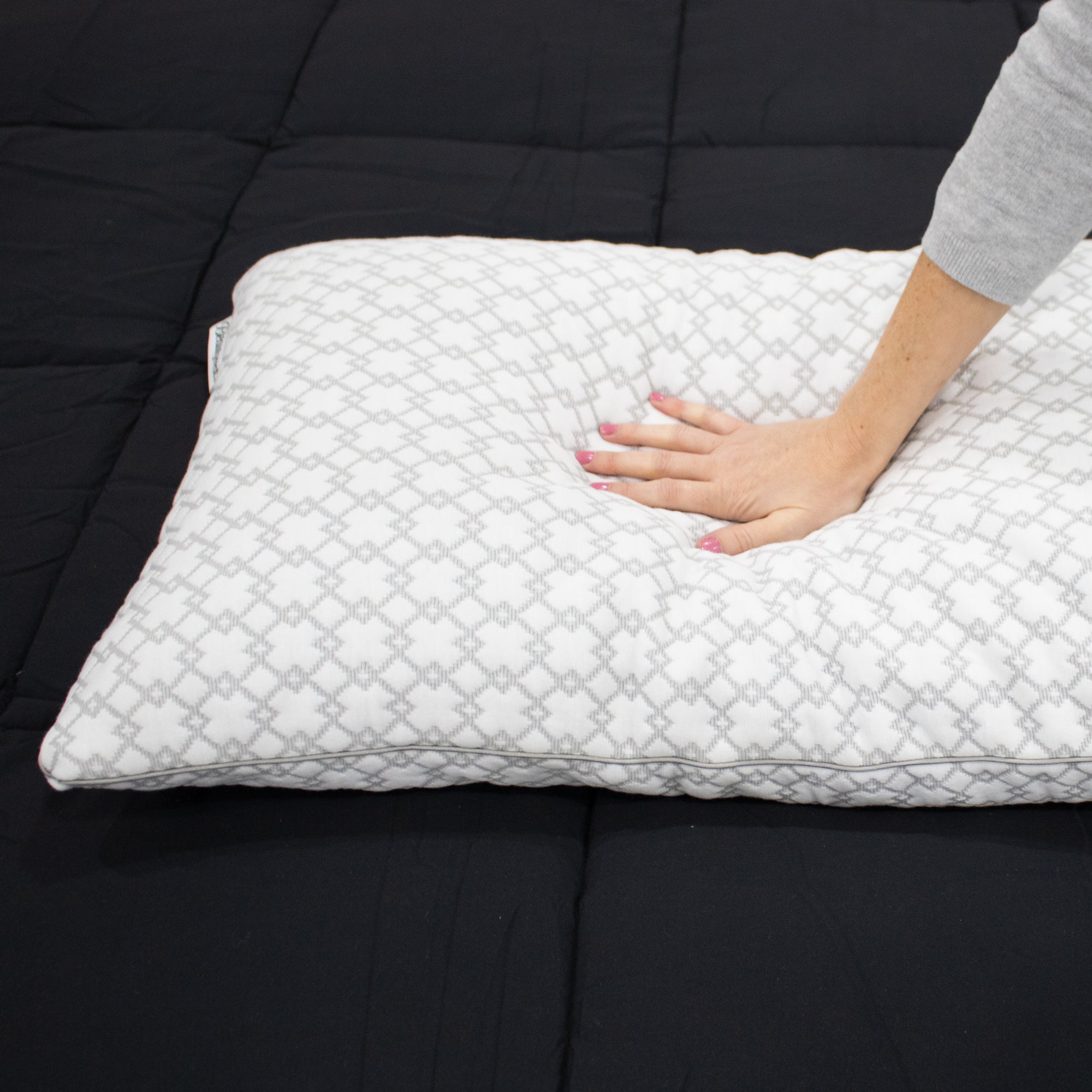 Beautyrest® Charcoal Lux™ Memory Foam Pillows